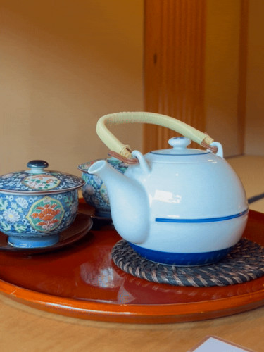 The welcome tea at Motonago Ryokan