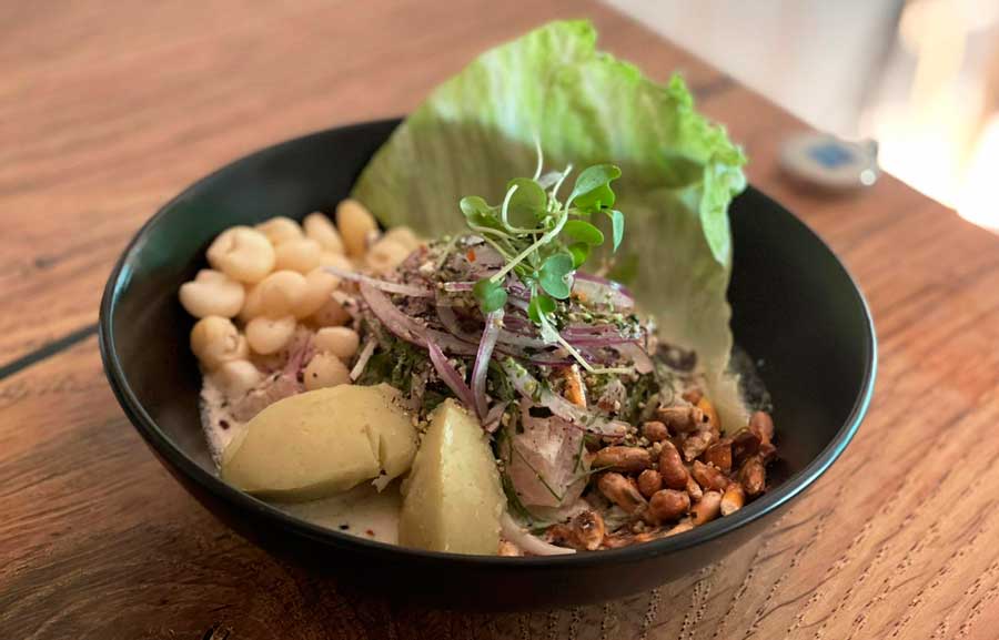 A delicacies in a bowl at SUR Barra Nikkei