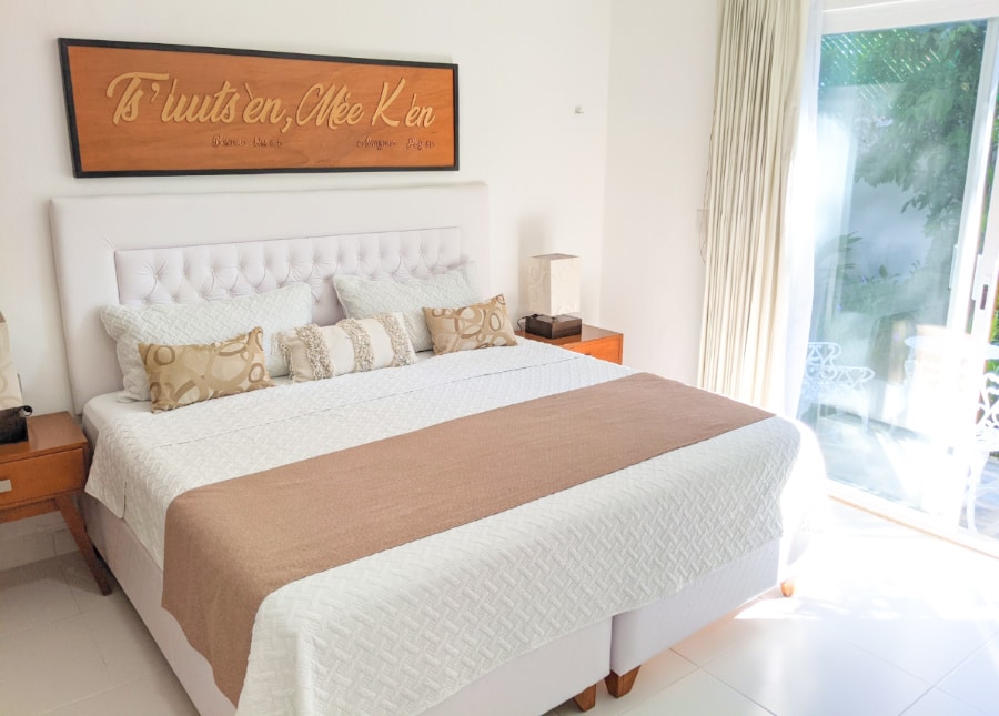 View inside the hotel room of Saastah Hotel Boutique
