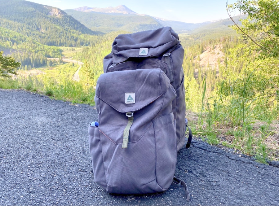 Salkan Mainpack and Daypack together against the mountains