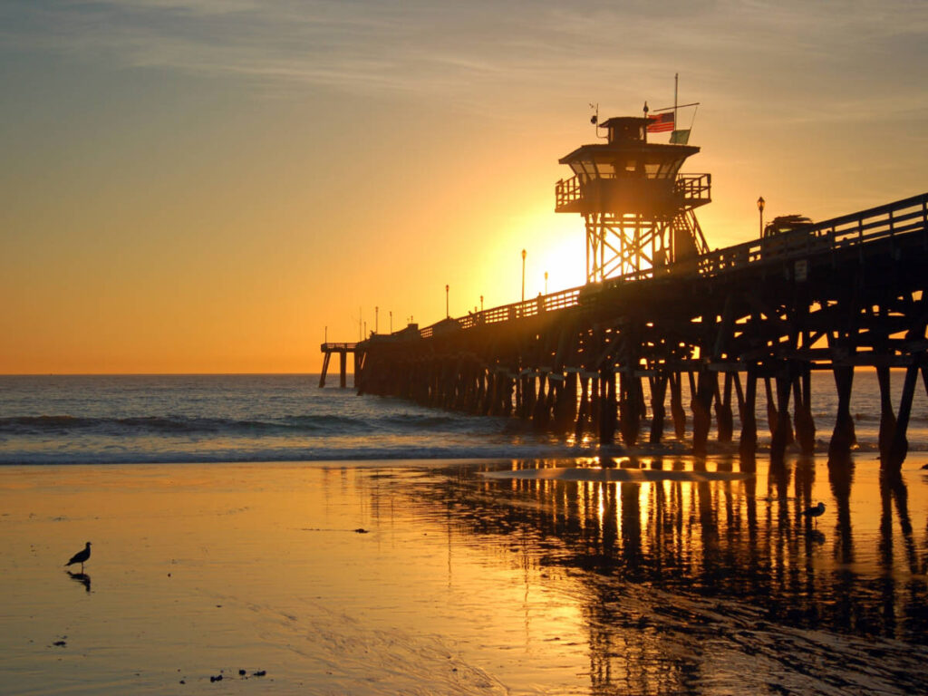 View during sunset in San Clemente Pier