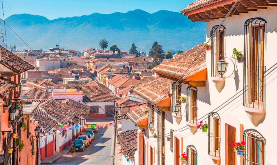View of houses in San Cristóbal de las Casas