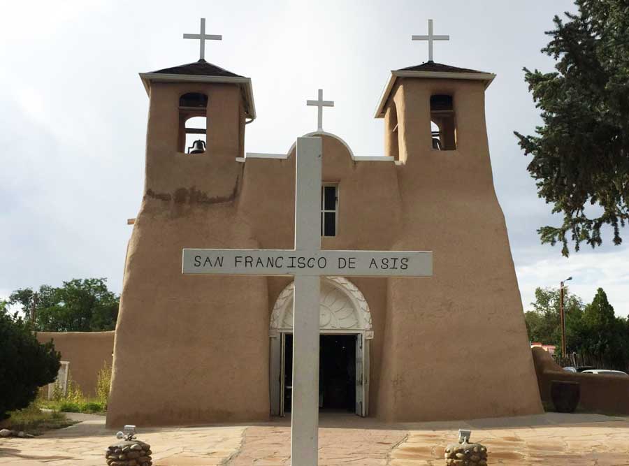 The San Francisco de Assisi Church from the outside