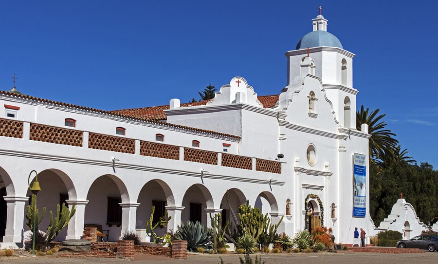 The Mission San Luis Rey and the clear blue sky