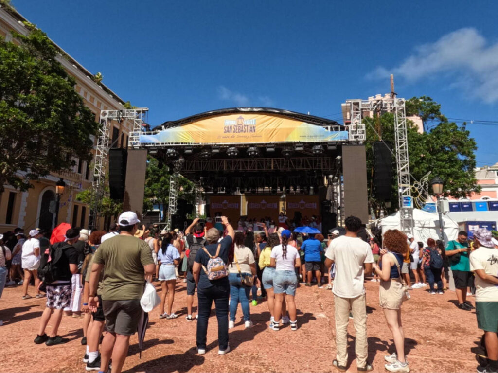Crowds enjoying the show at the San Sebastian festival