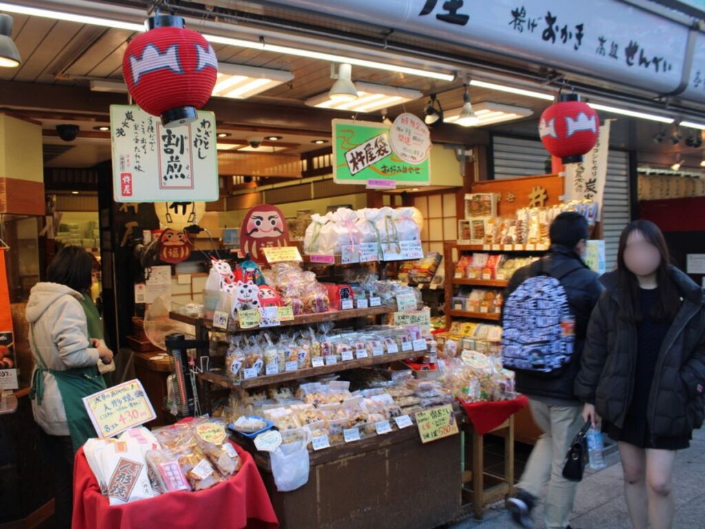 Snacks and souvenir shop along Nakamise