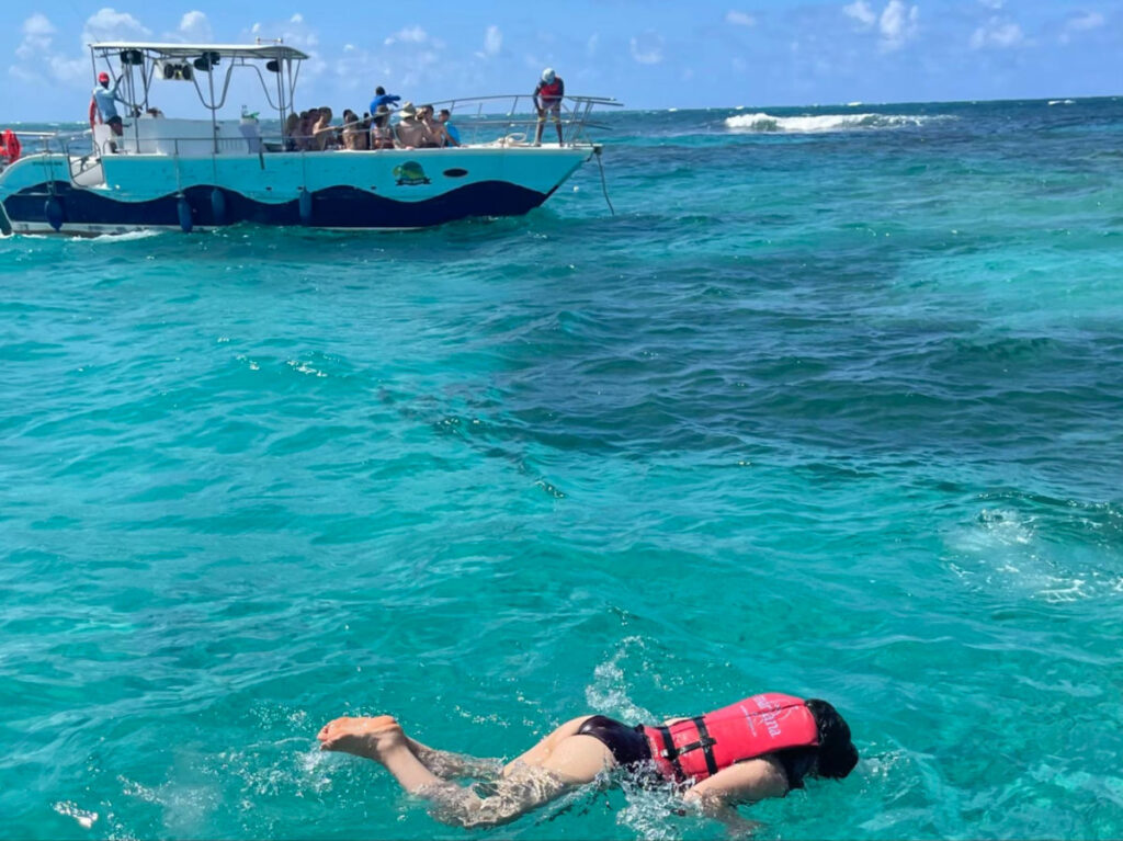 Author Claudicet snorkeling in Punta Cana