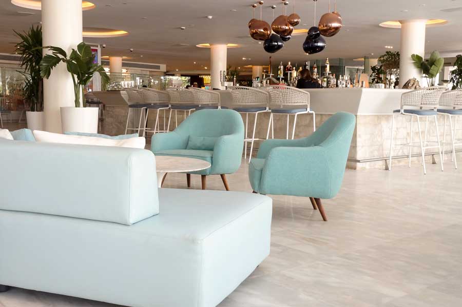 View of sofa and chairs in La Concha Renaissance San Juan Resort