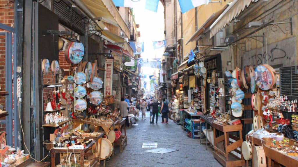 Different kind of things available at the Spaccanapoli shopping street
