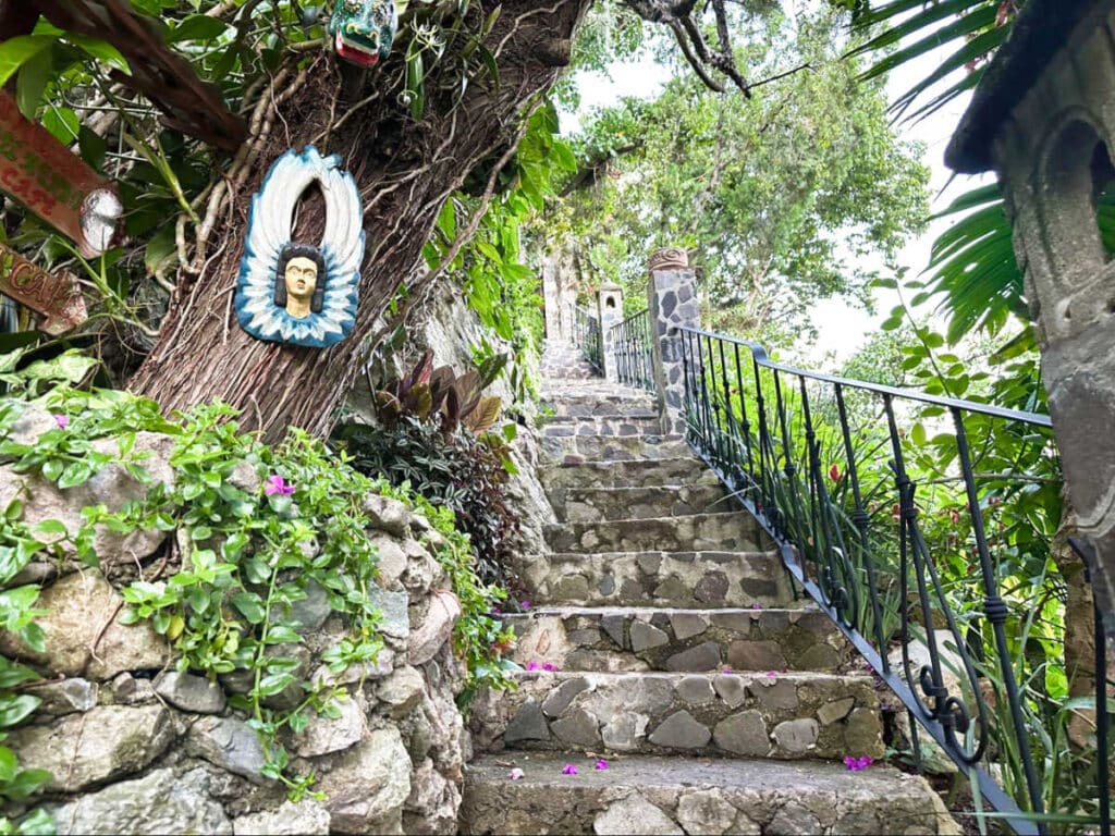 View of the stairway and the beautiful landscape of La Casa del Mundo