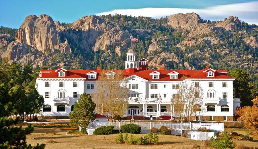 View of the Stanley Hotel building from the outside