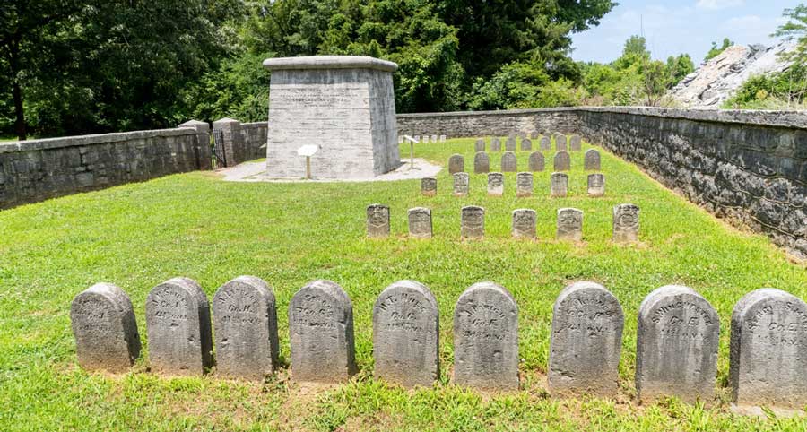 View from the Stones River National Battlefield during a sunny morning
