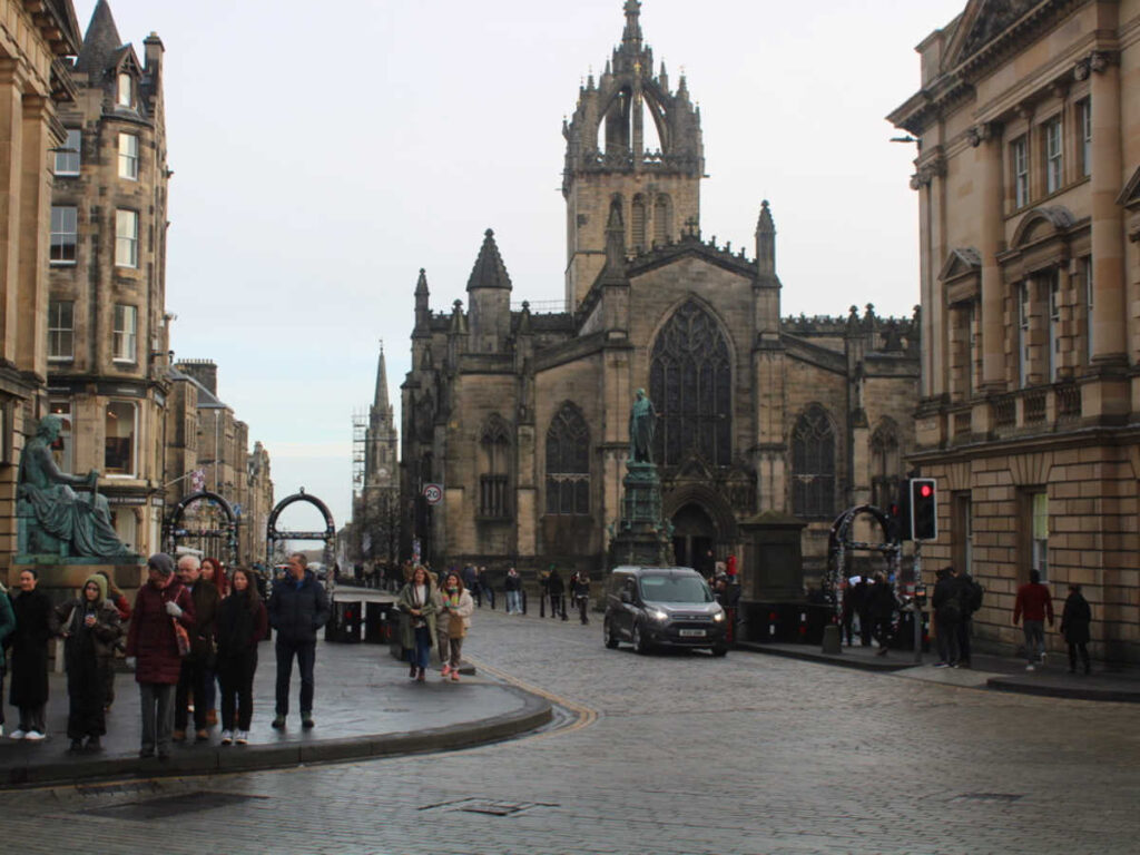 Crowd at the streets of the Royal Mile