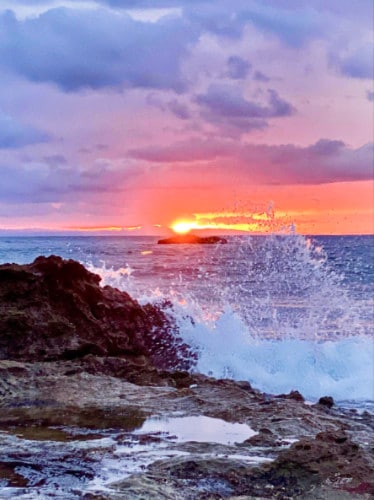 Beautiful sunset view from the north side of Main Beach