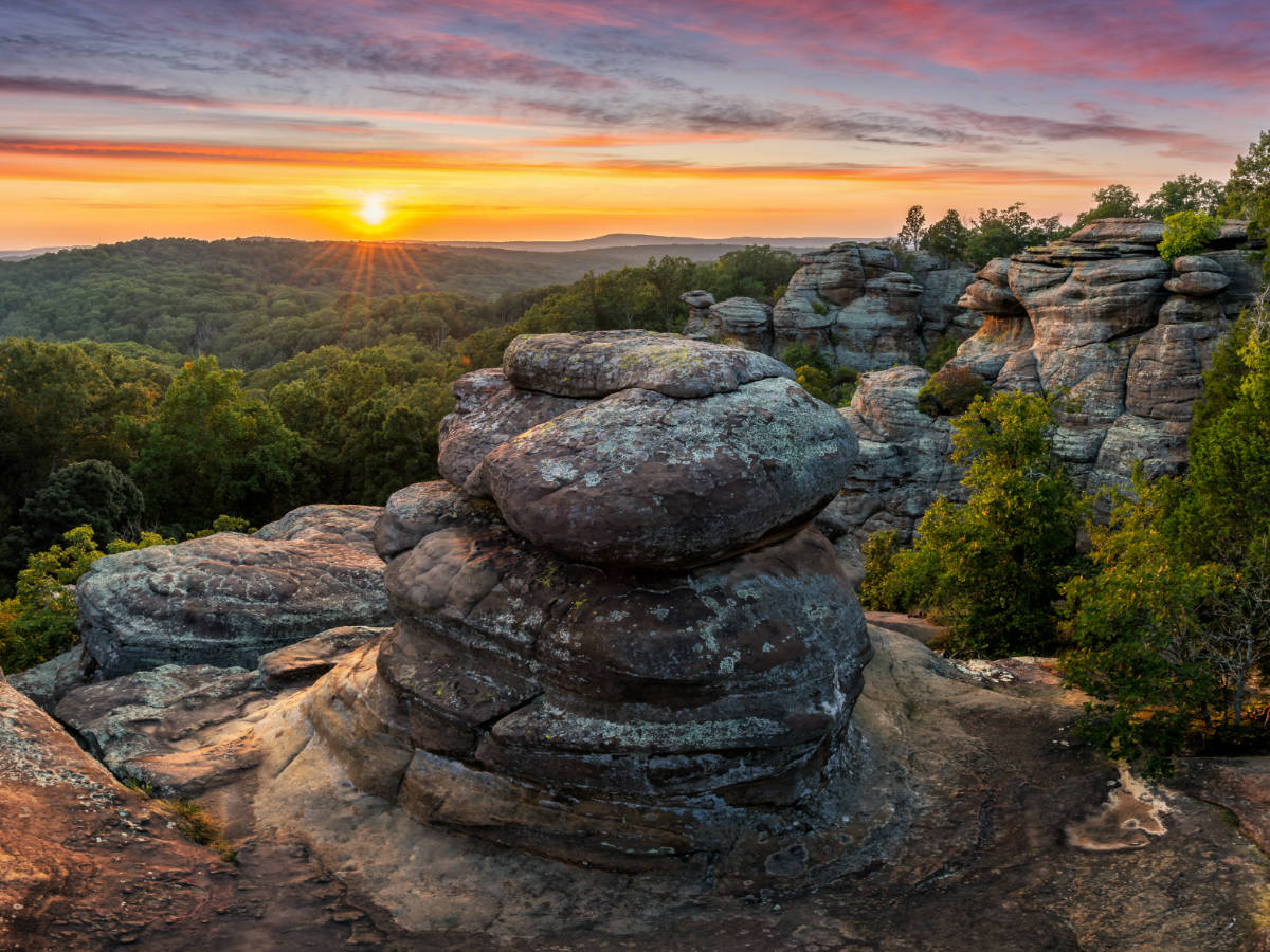 Scenic view at the Garden of the Gods during the colorful sunset