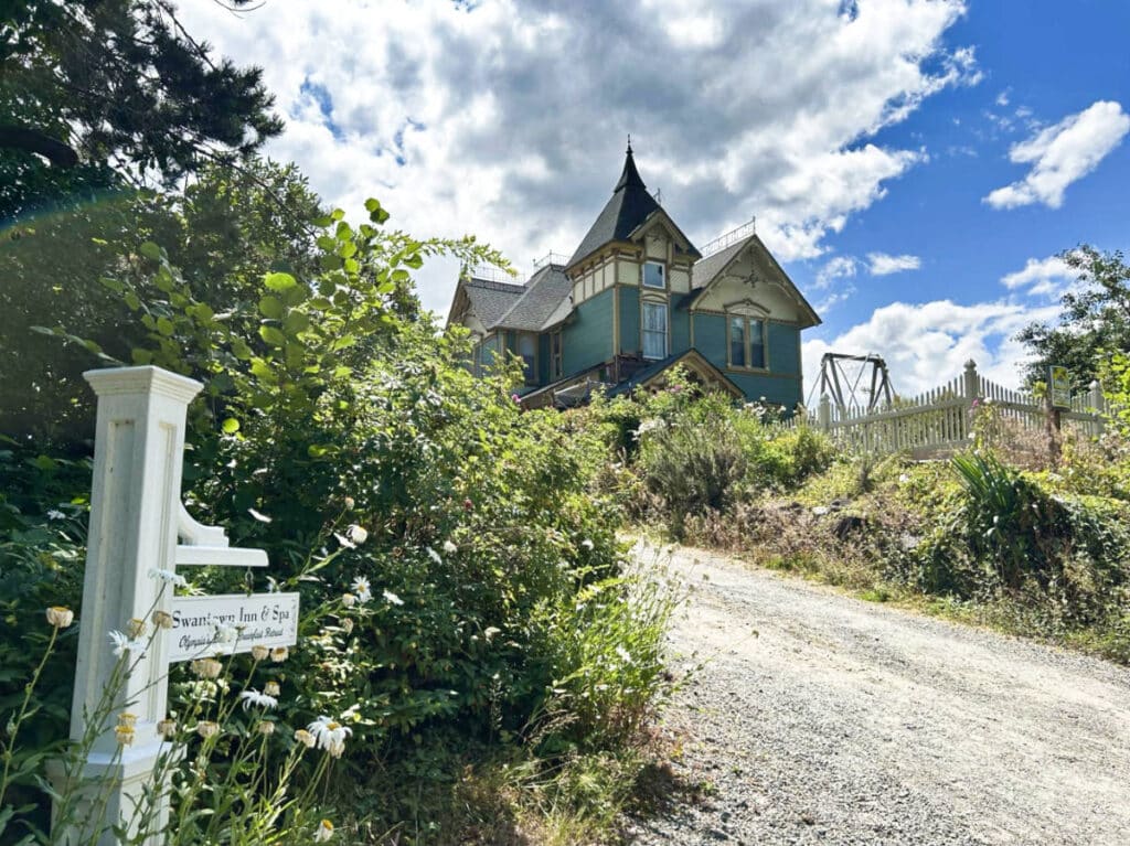 Exterior view of the Swantown Inn, seen from across the road
