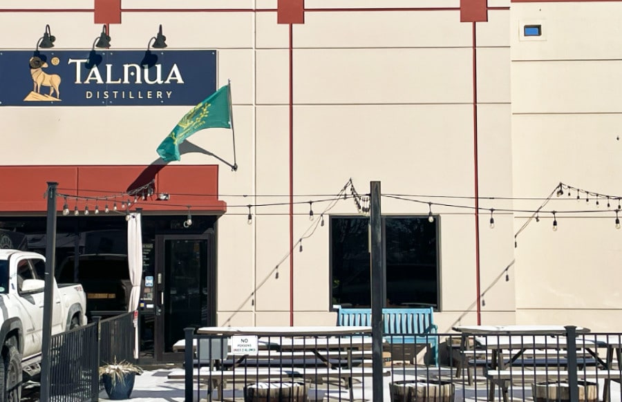 Façade of the Talnua Distillery