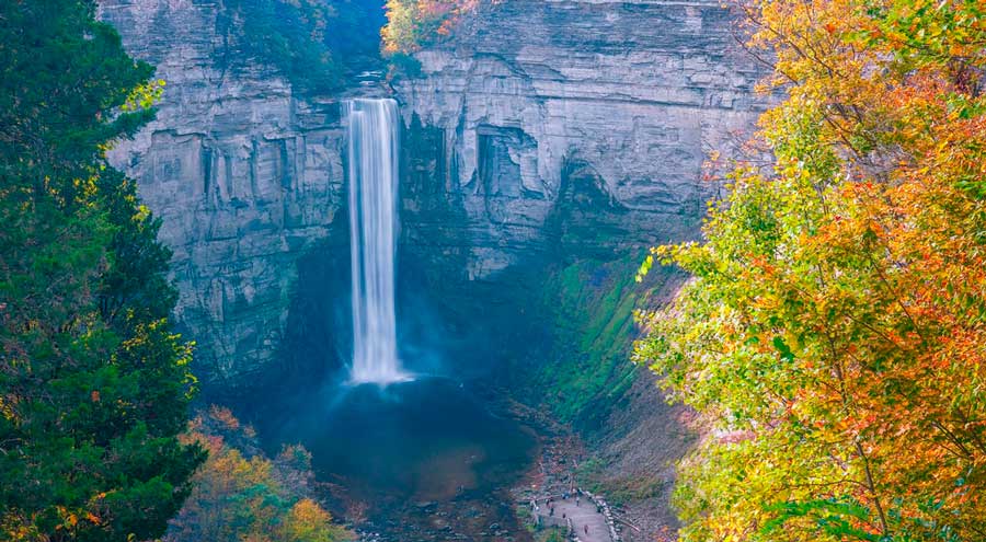 Overlooking view of the falls in Taughannock Falls State Park
