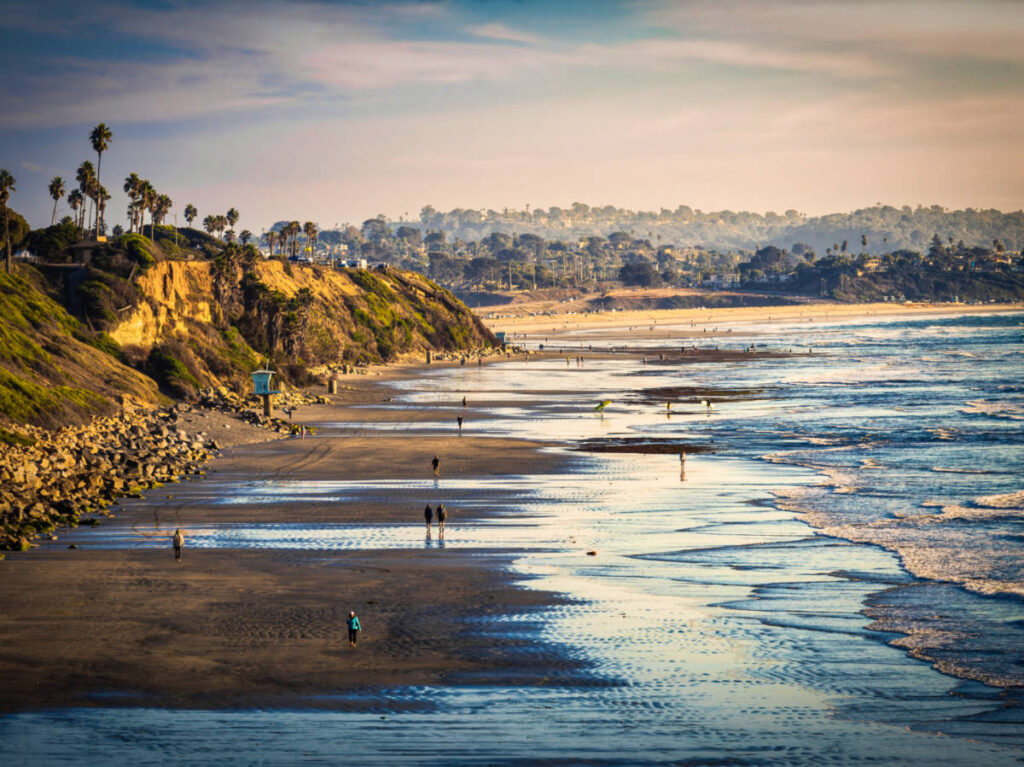 Scenic view of the sunset reflecting on the The Cliffy Coast in Encinitas