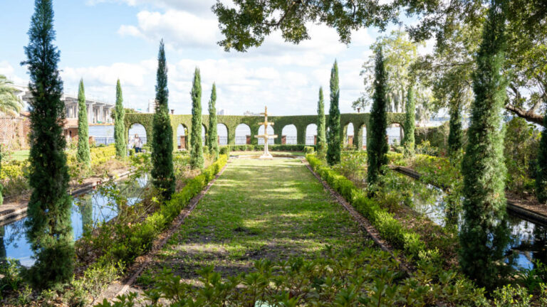 View of the courtyard surrounded by greenery at the Cummer Museum of Art and Gardens