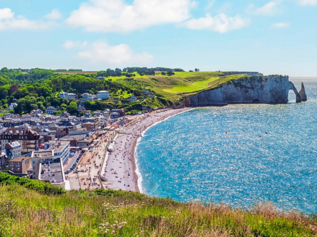 Overlooking view of the Étretat beach and cliffs