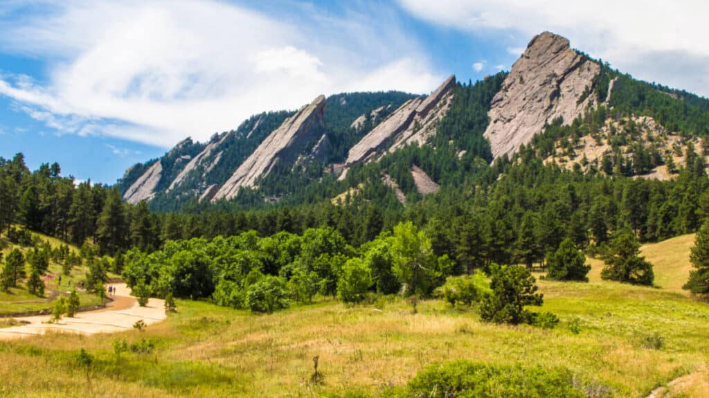 View of the famous and scenic flatirons