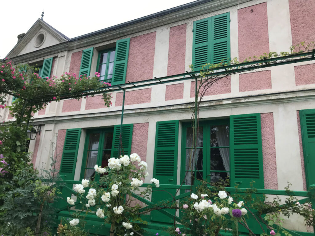 Outside view of The Giverny House