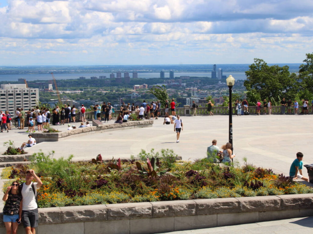 People checking out the views from the Kondiaronk Belvedere viewpoint