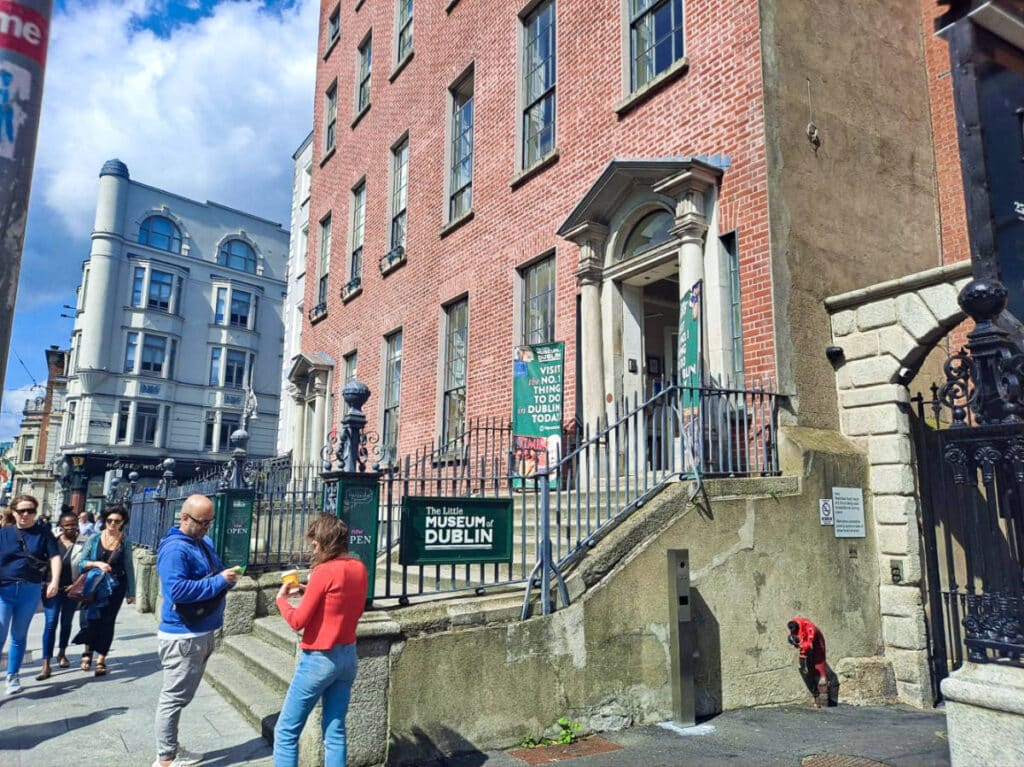 View of the people outside The Little Museum of Dublin