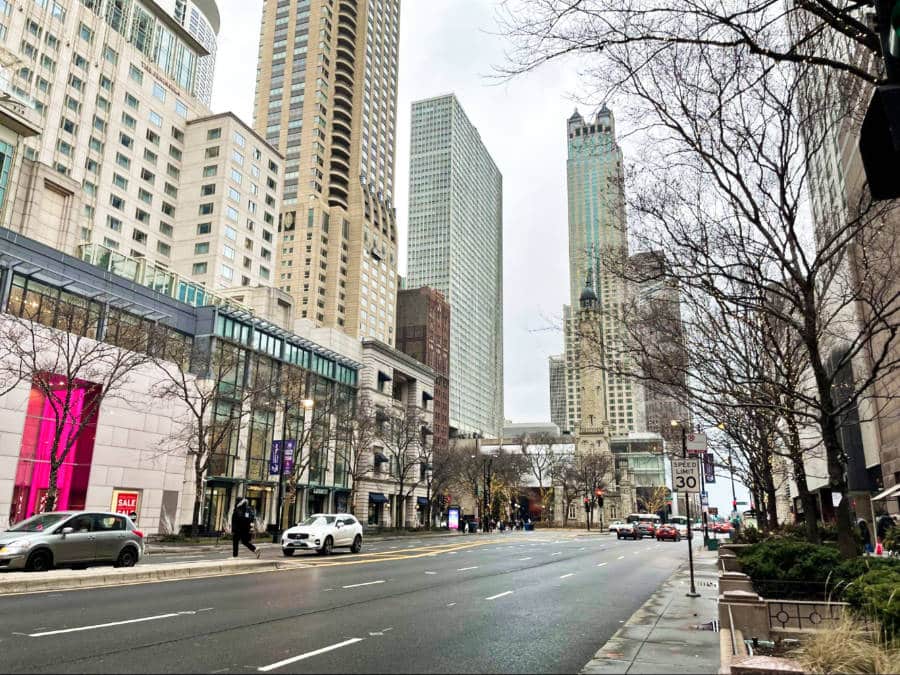View of the peaceful Magnificent Mile in winter
