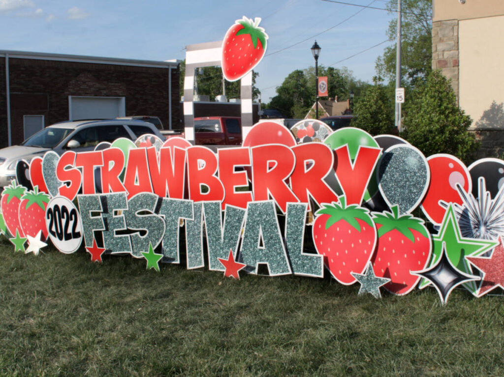 Strawberry Festival signage at Portland, Tennessee