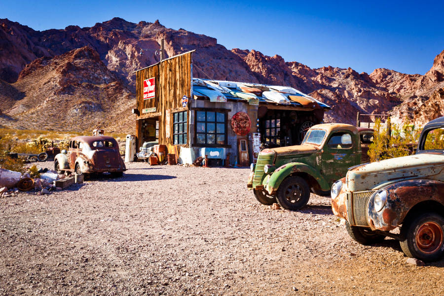 View of the old classic cars and building in Nelson Ghost Town