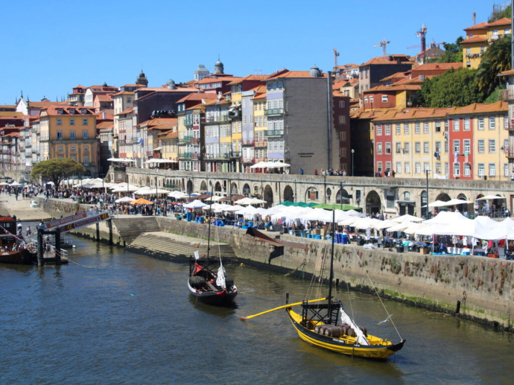 Views of Ribeira along the Douro River