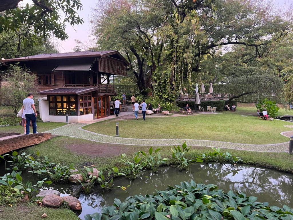 People visiting the Suan Chang Puak