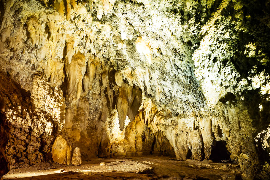 View of the stalactites inside Timpanogos Cave National Monument