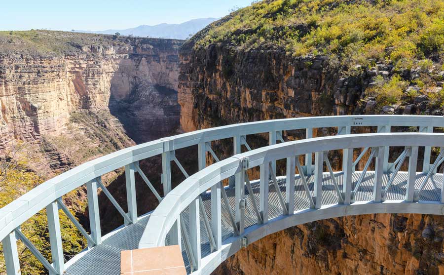 Overlooking view of the Torotoro Canyon