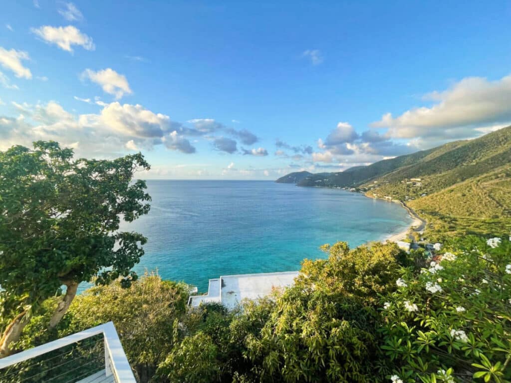 Private villas and resorts at the Tortola’s west end