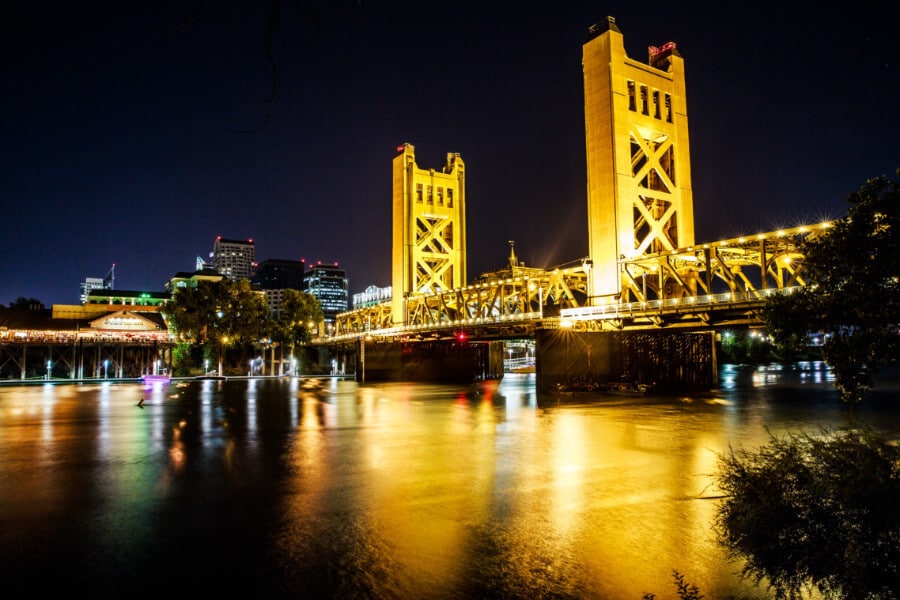 The Tower Bridge illuminated at night