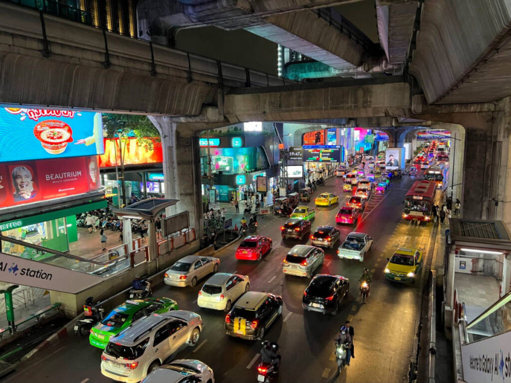 A scene of traffic in Bangkok