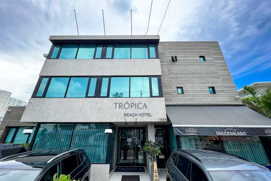 The Trópica Beach Hotel from the outside