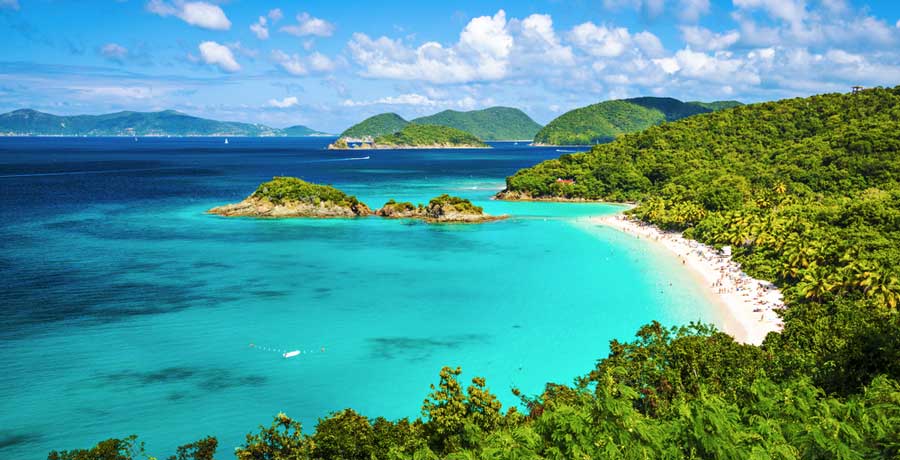 Scenic view from the Trunk Bay Beach