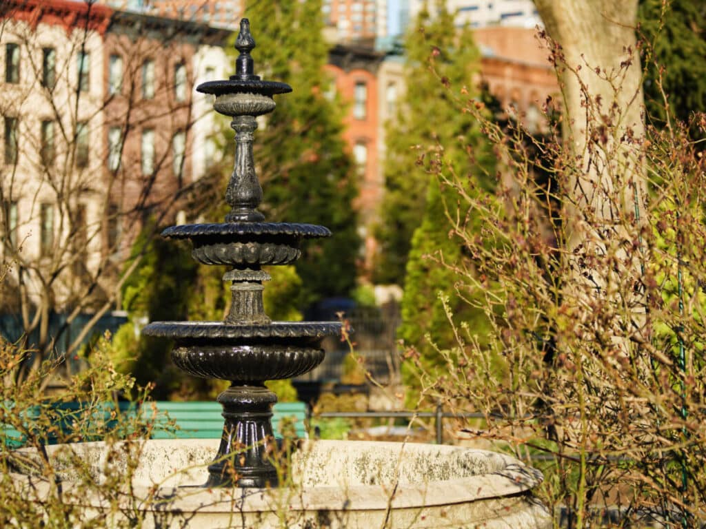 A water fountain at the Van Vorst Park