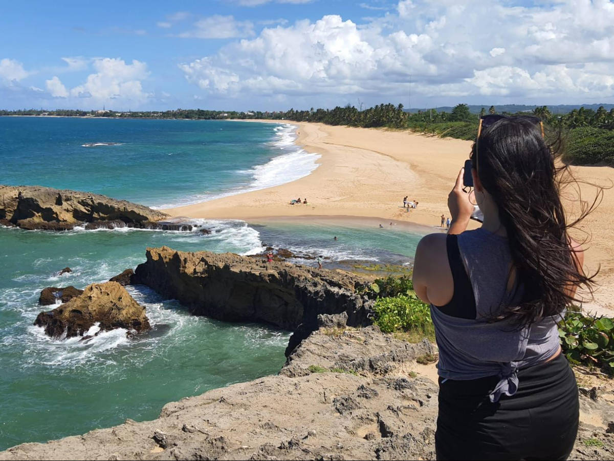 The author Vanessa Ramos admiring the view in La Poza del Obispo
