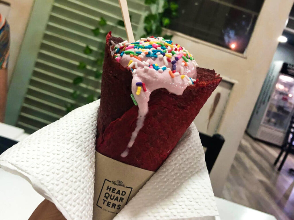 Closeup look of the vegan strawberry ice cream from Helado Dude