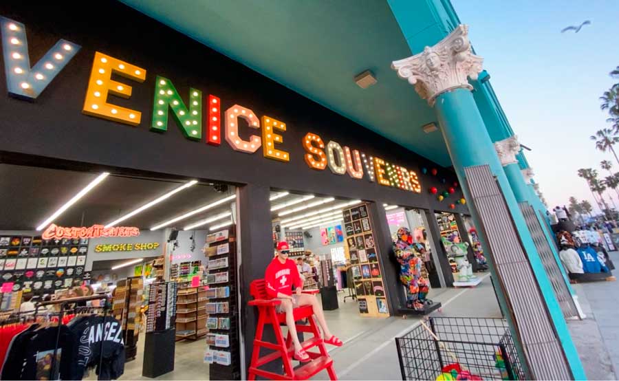 A souvenir shop in Venice Beach Boardwalk