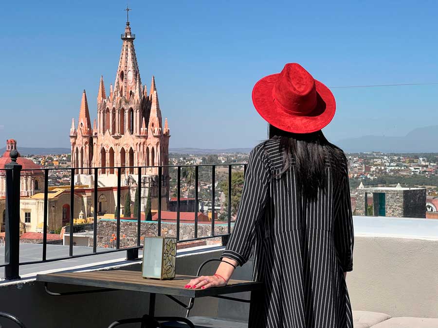Clara admiring the view from the rooftop of Clandestino Hotel Recreo