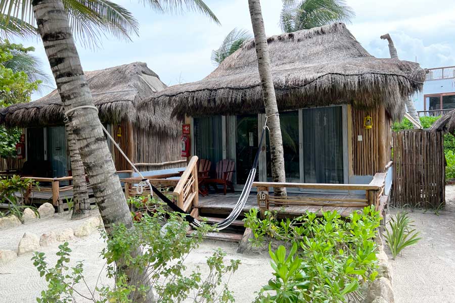 View of a room from the outside in Villa Pescadores