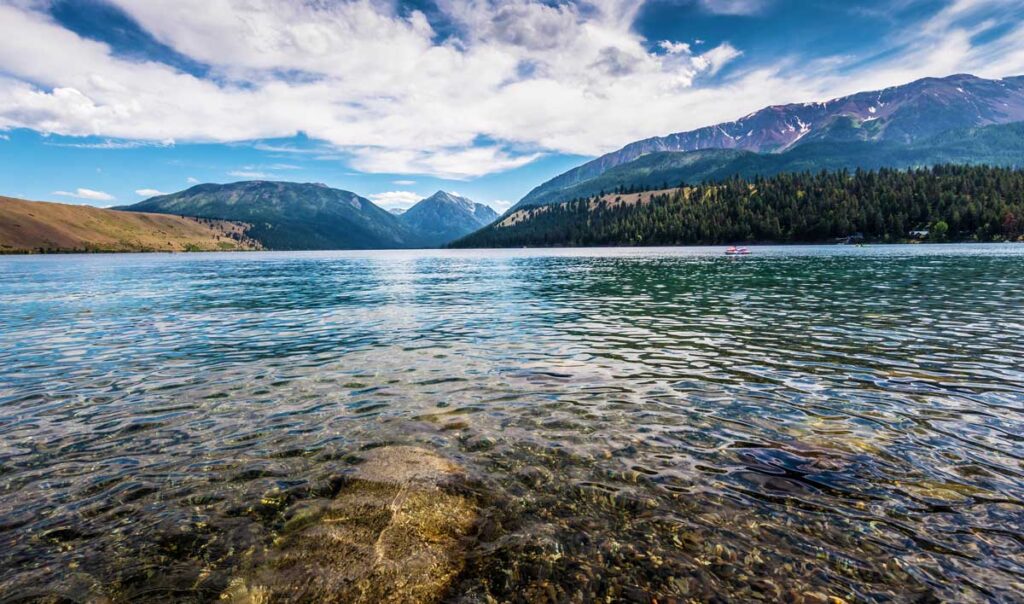 View of the Wallowa Lake and Wallowa mountain range