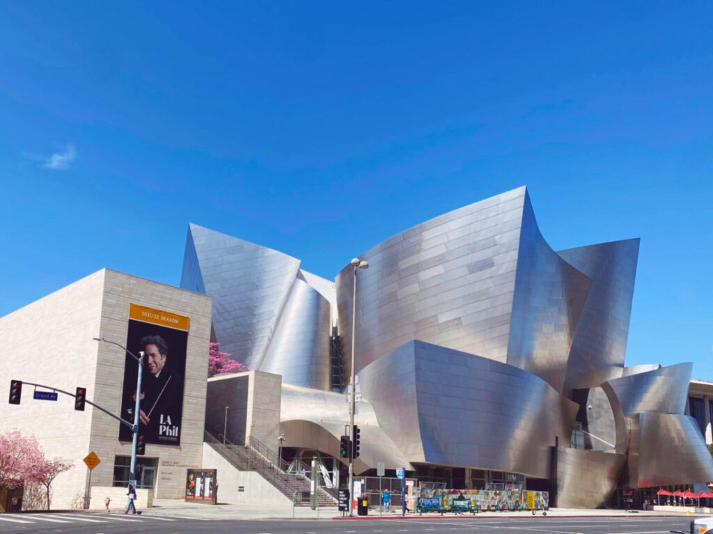 Outside view of the iconic Walt Disney Concert Hall