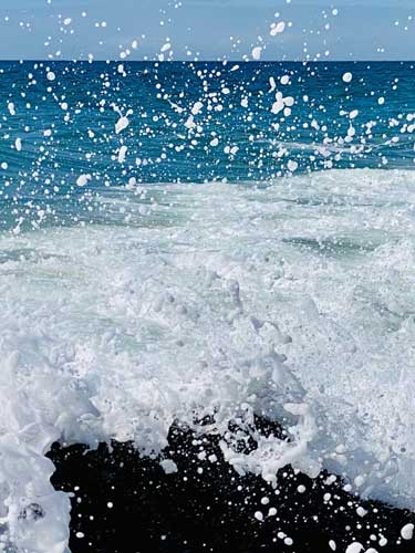 Close up view of sea spray at the West Jetty View Park